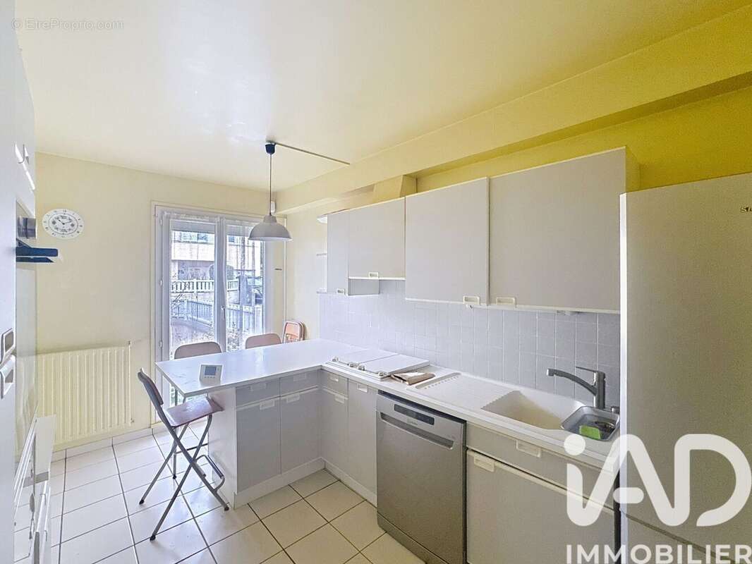 Photo 8 - Maison à SAVIGNY-LE-TEMPLE