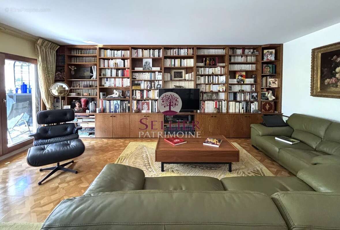 Appartement à PARIS-12E