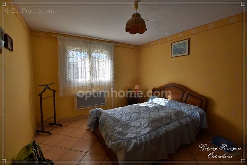 Maison à AVEZAC-PRAT-LAHITTE