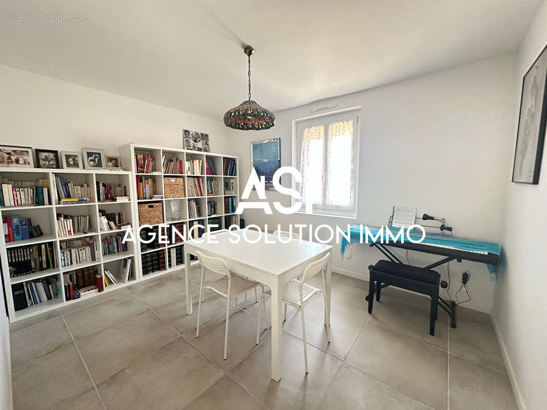 Appartement à VIVIERS