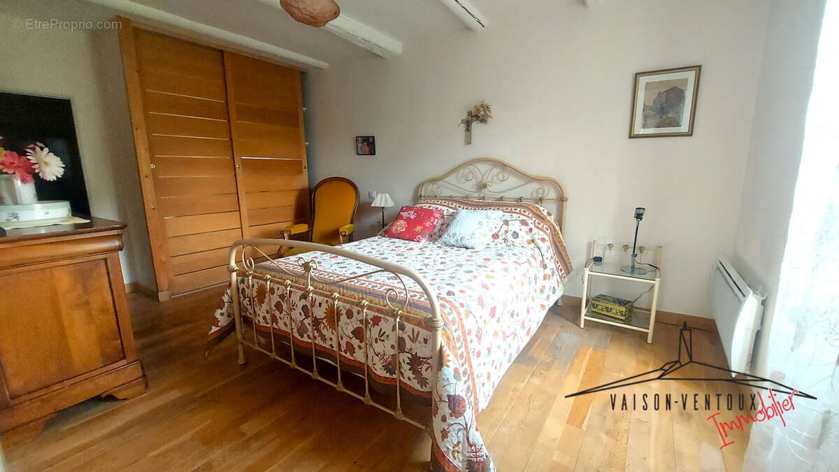 Maison à VAISON-LA-ROMAINE