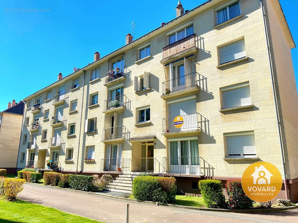 Appartement à GROSLAY