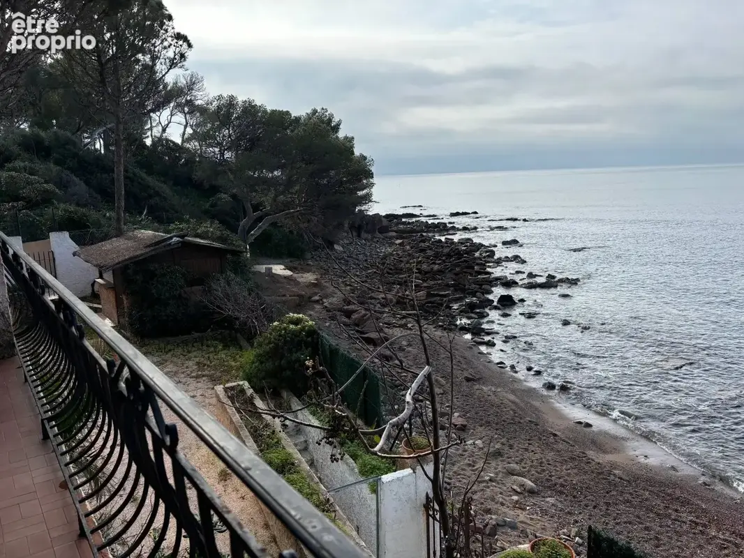 Villa Pieds dans l'eau pour chambre d'hôtes à rénover - photo 10