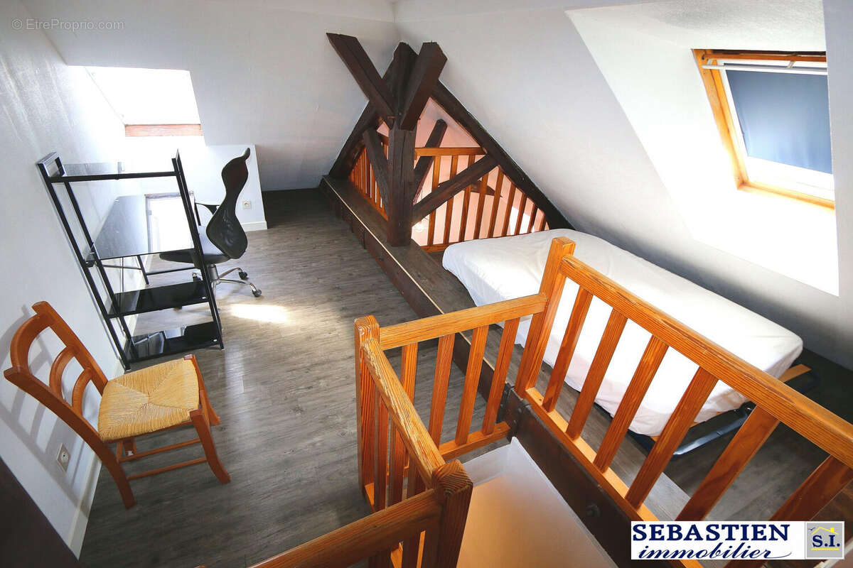 Chambre étage - Appartement à TROYES