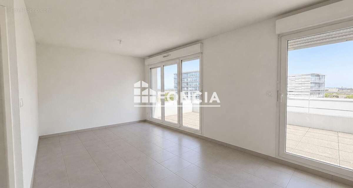 Appartement d’exception au dernier étage avec terrasse et garage - photo 2