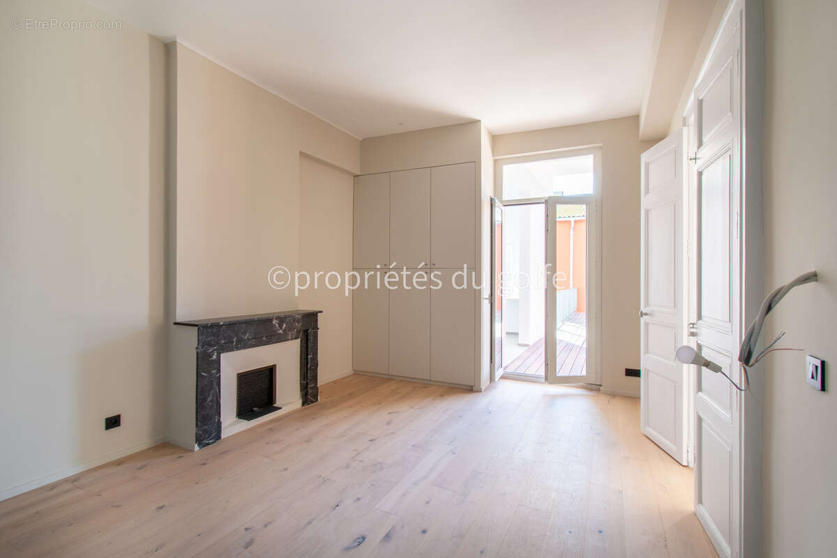 Sète, vue quai, appartement 3 pièces avec terrasse, ascenseur, - photo 21