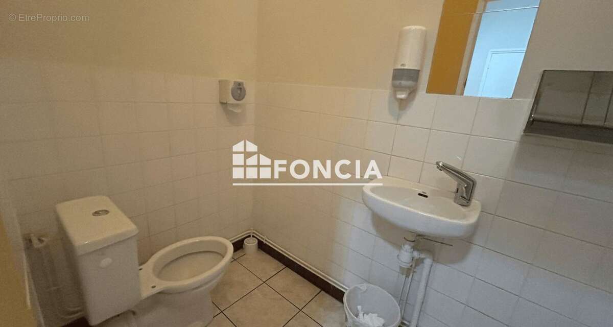 Belle opportunité pour cette ancienne loge de gardien de 26 m2 dans quartier recherché - photo 3