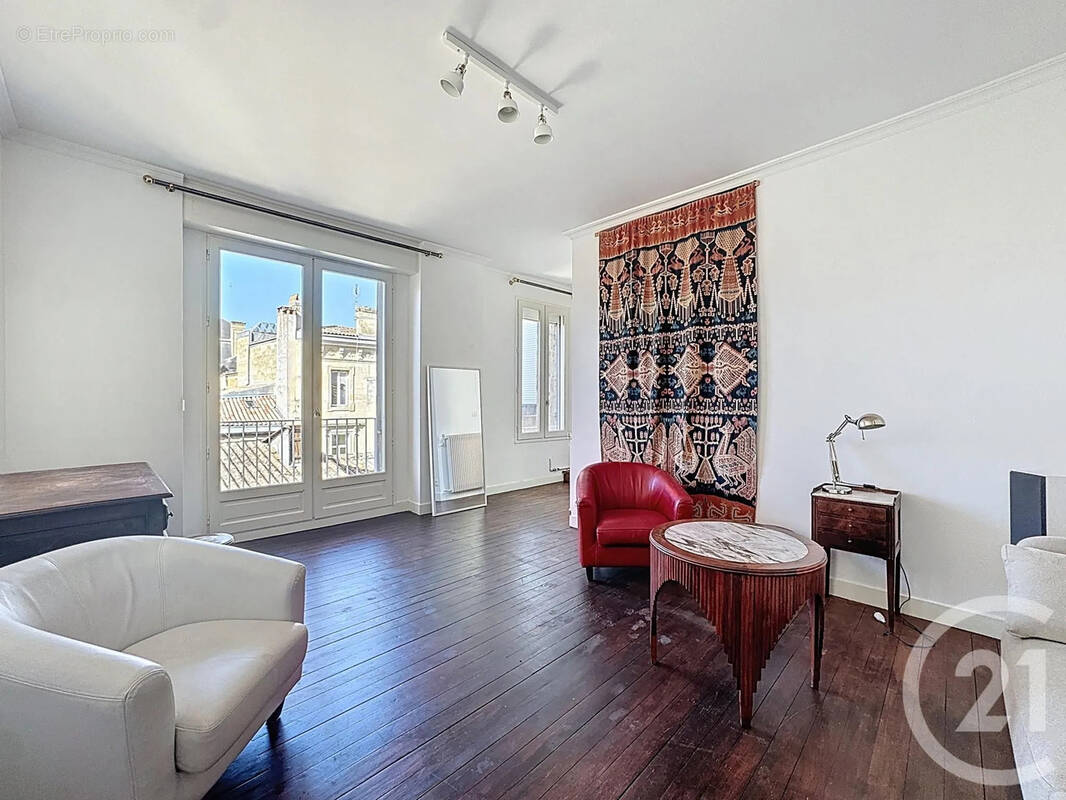 Appartement à BORDEAUX