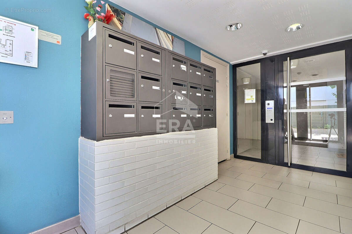 Appartement à LA COURNEUVE
