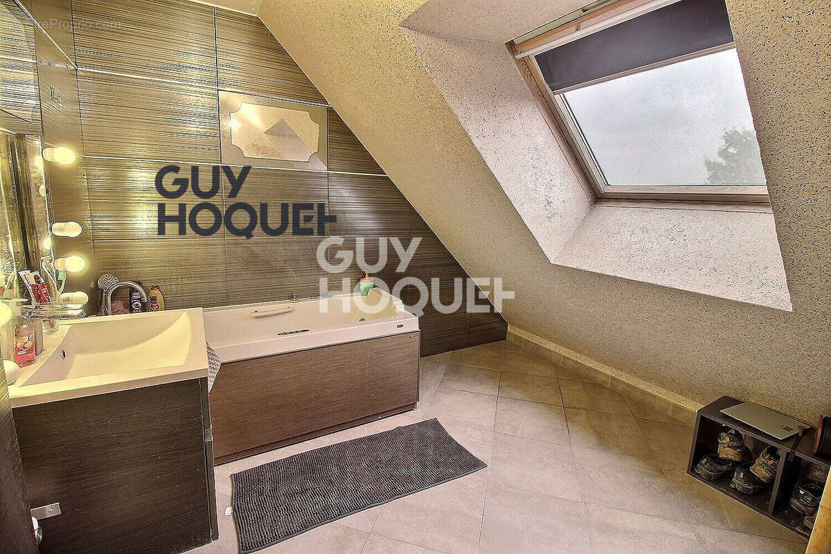 Appartement à LIMEIL-BREVANNES