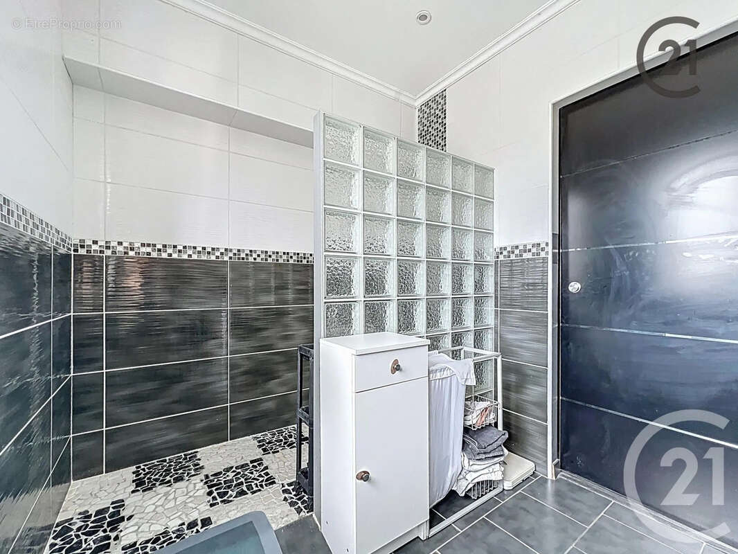 Maison à BAZANCOURT