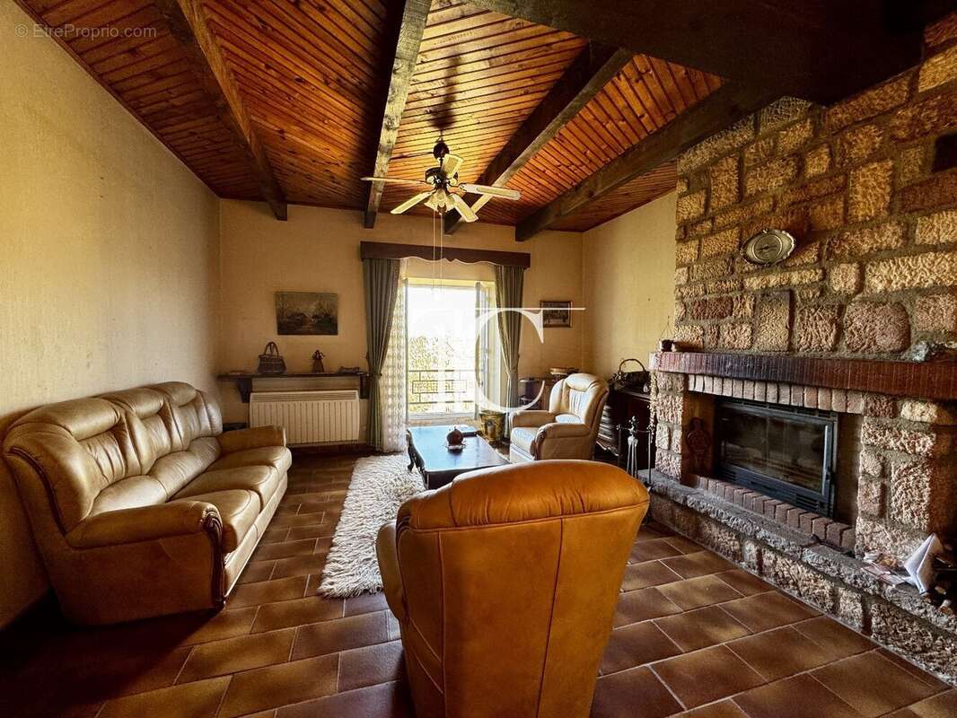 Maison à PLANZOLLES