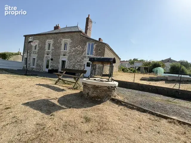 A vendre Belle maison 242 m2 à Cheffois 5 chambres avec Piscine - photo 3