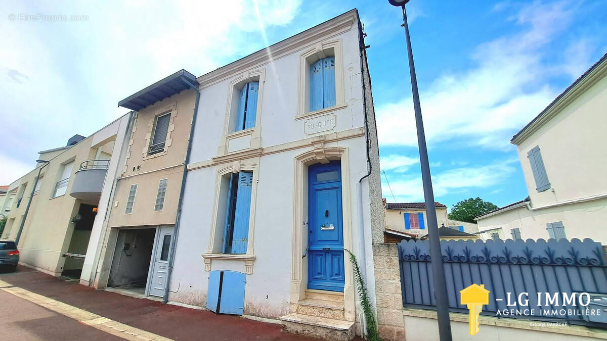 Maison à SAINT-GEORGES-DE-DIDONNE