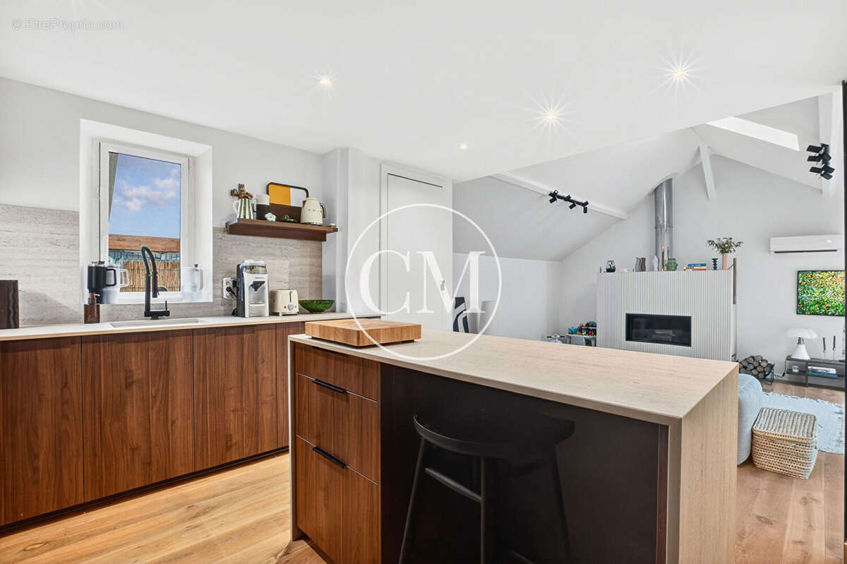 Appartement à CRESPIERES