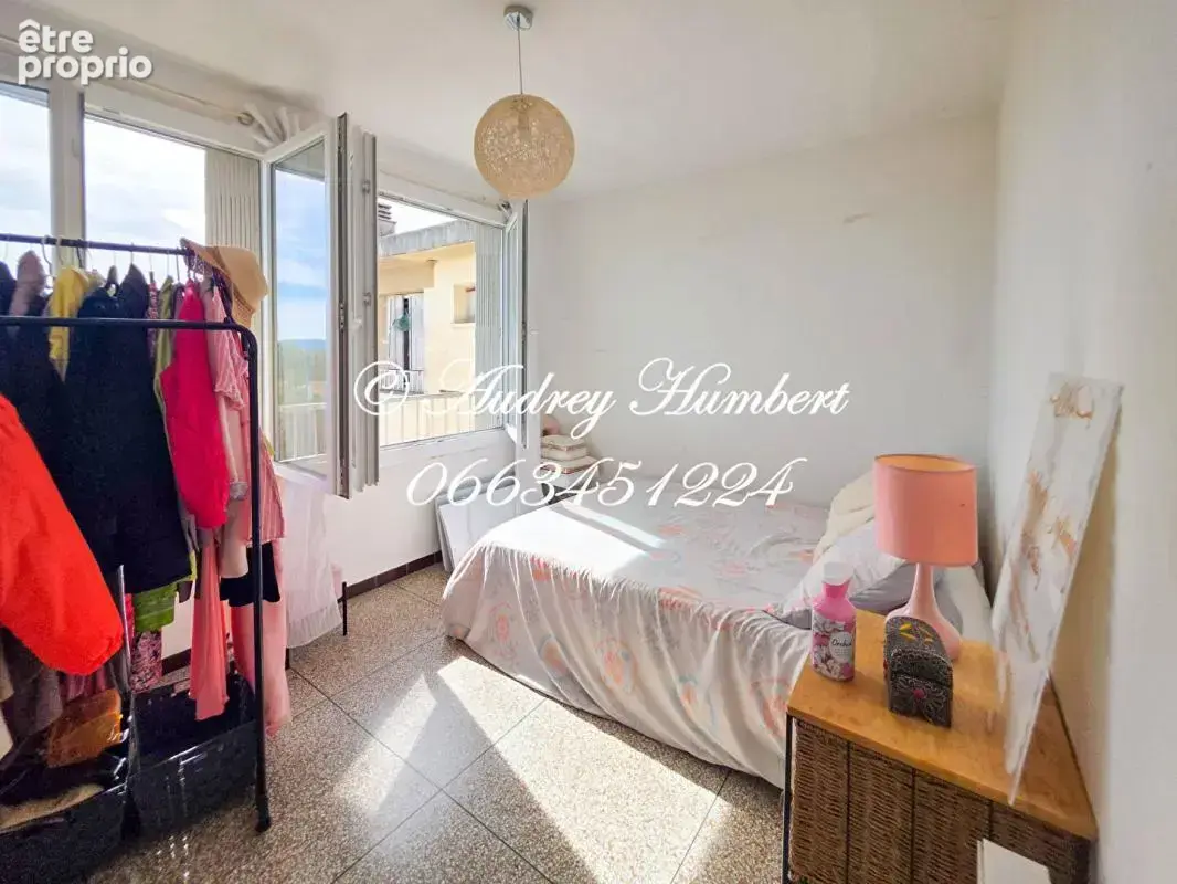 EXCLUSIVITE FORCALQUIER, proche centre-ville, APPARTEMENT T5, 109 M² avec balcon - photo 6