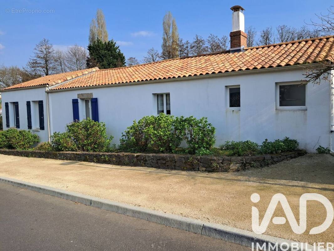 Photo 1 - Maison à LE GIROUARD