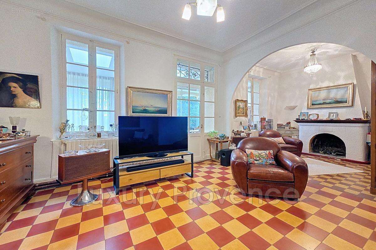 Maison à SAINT-SAVOURNIN