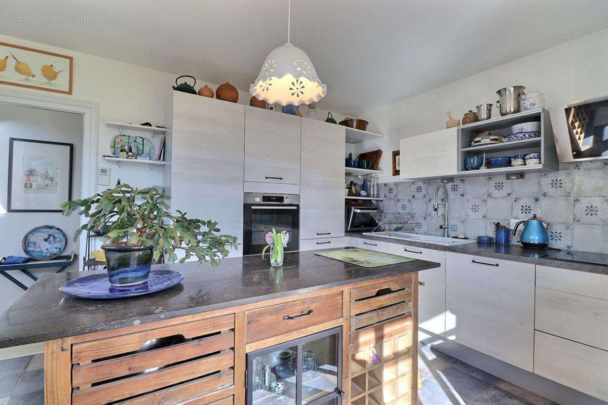 Maison à LA ROCHETTE