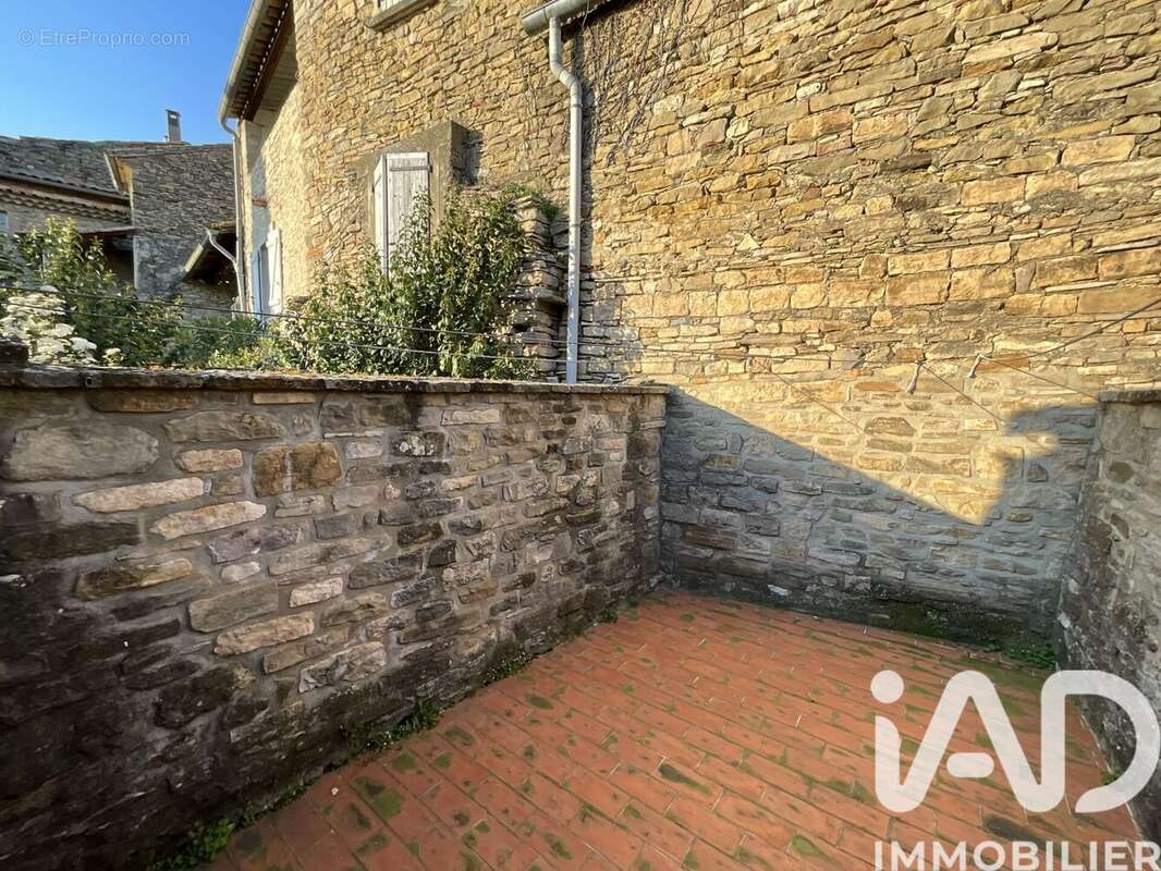 Maison 57 m² à Saint-Etienne-De-L'olm  - photo 5