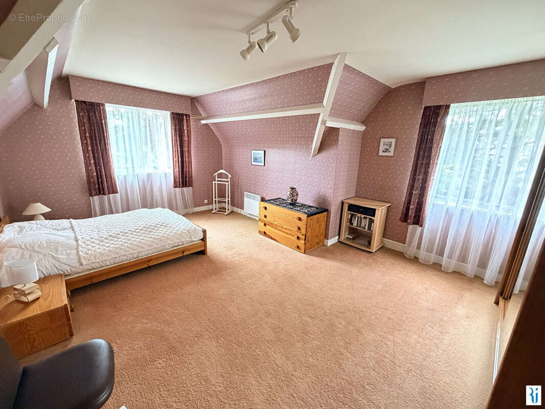 Maison 194 m² à Bonsecours  - photo 16