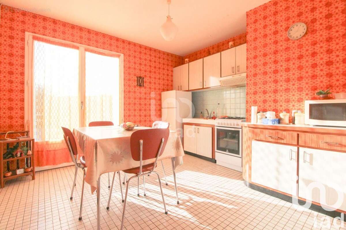 Photo 3 - Maison à SAINT-ROME-DE-CERNON