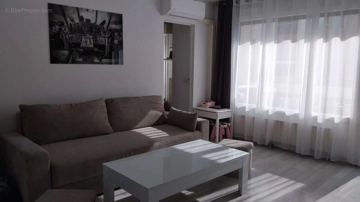 Appartement à MARSEILLE-11E