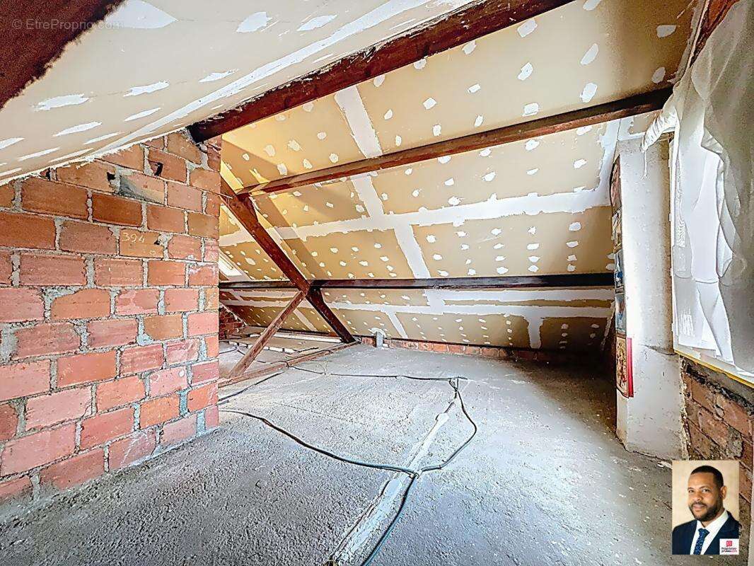 Maison à PARAY-VIEILLE-POSTE