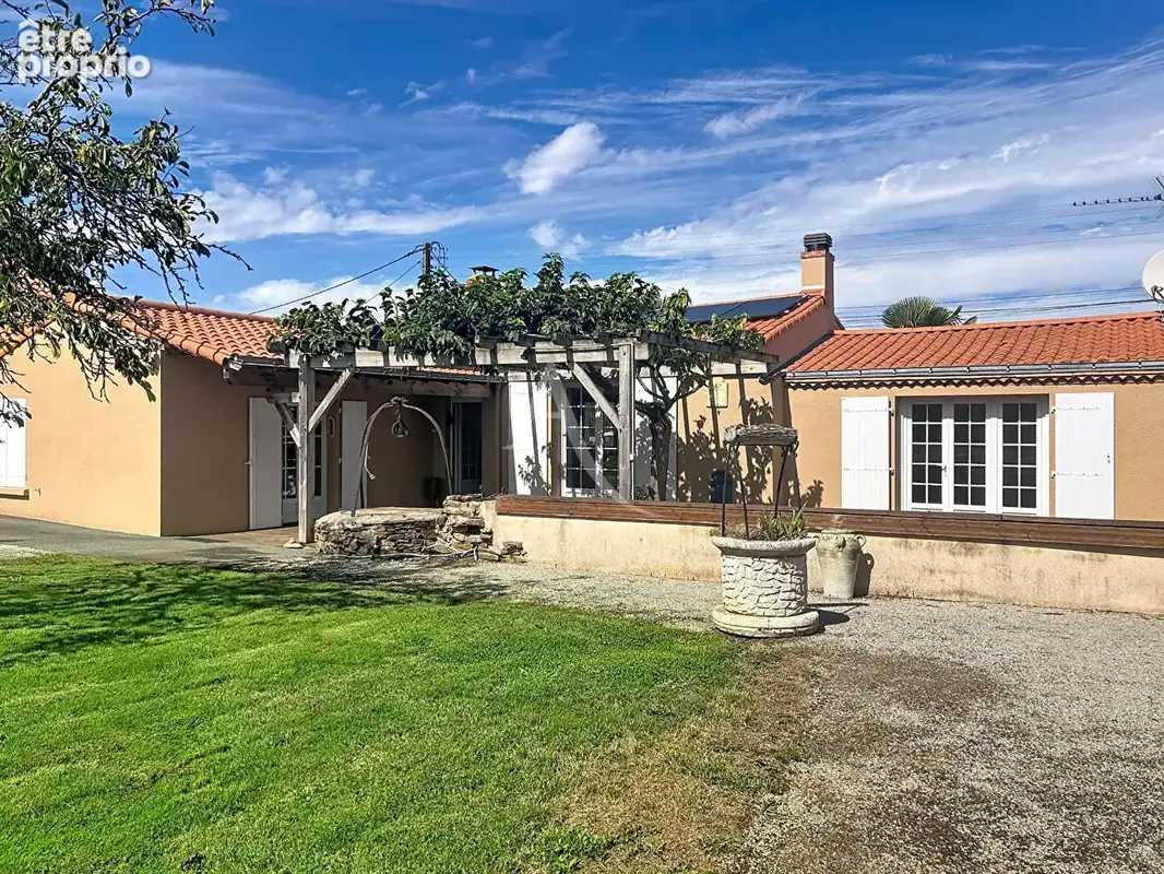Maison de plain-pied avec dépendances et appartement locatif  Le Loroux-Bottereau - photo 15