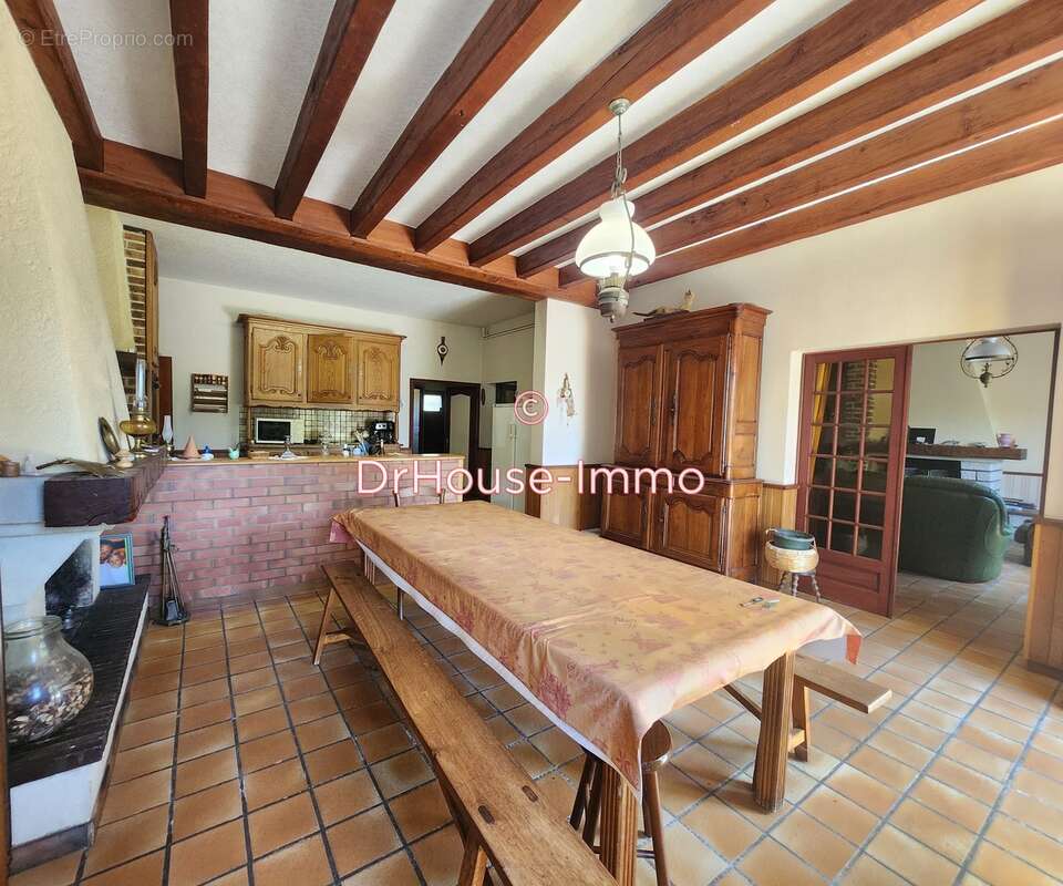 Maison à COURCEBOEUFS