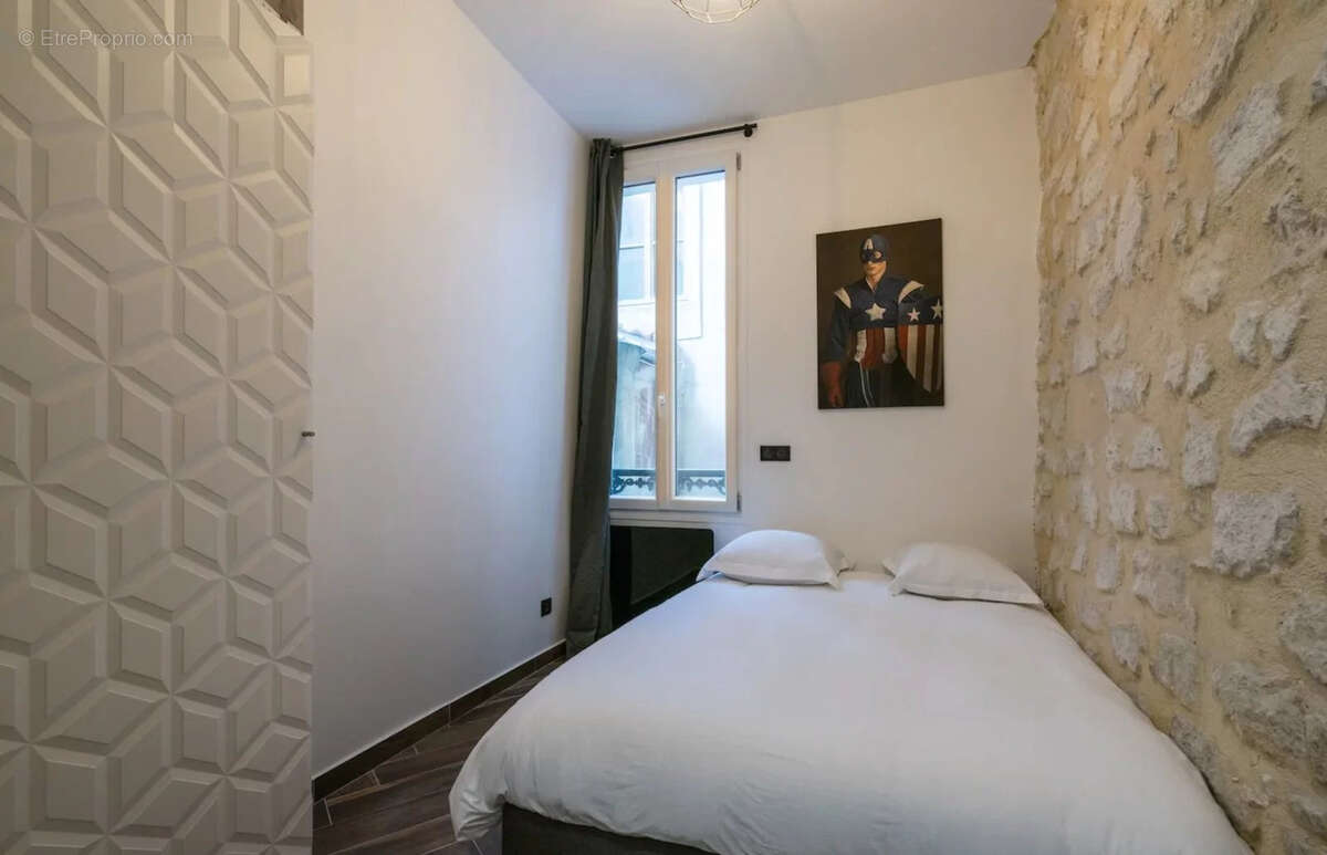 Commerce à PARIS-3E