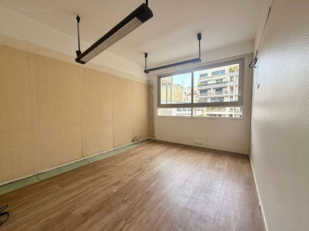 Appartement à PARIS-19E