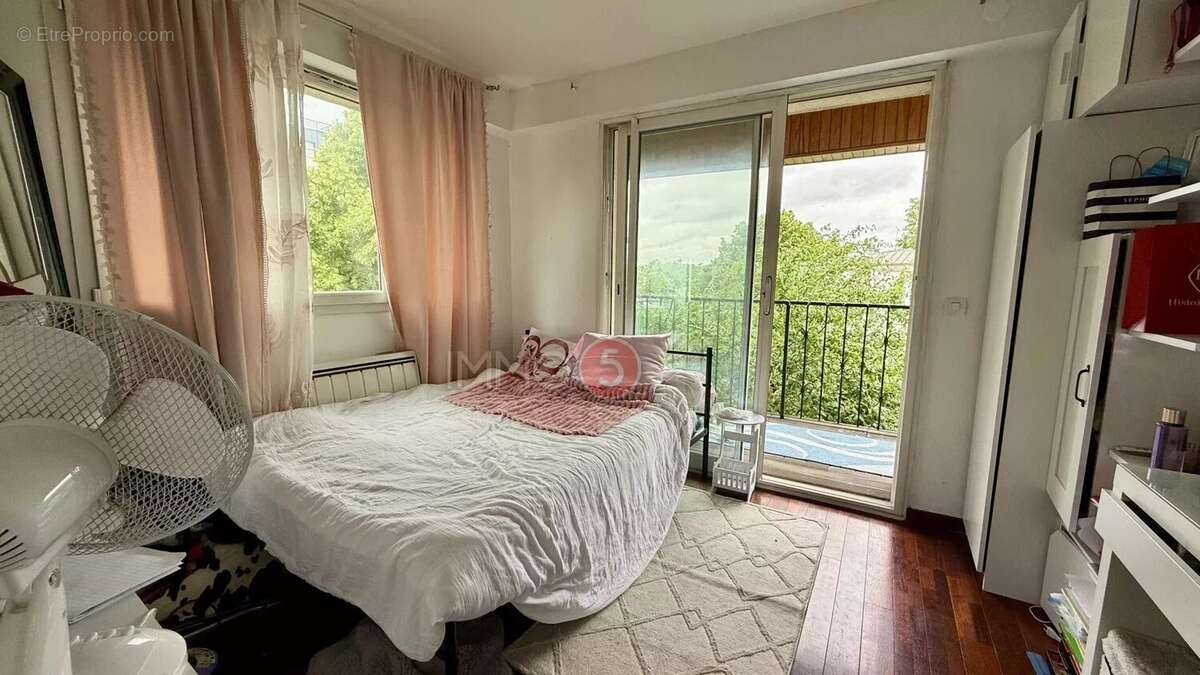 Appartement à LIVRY-GARGAN