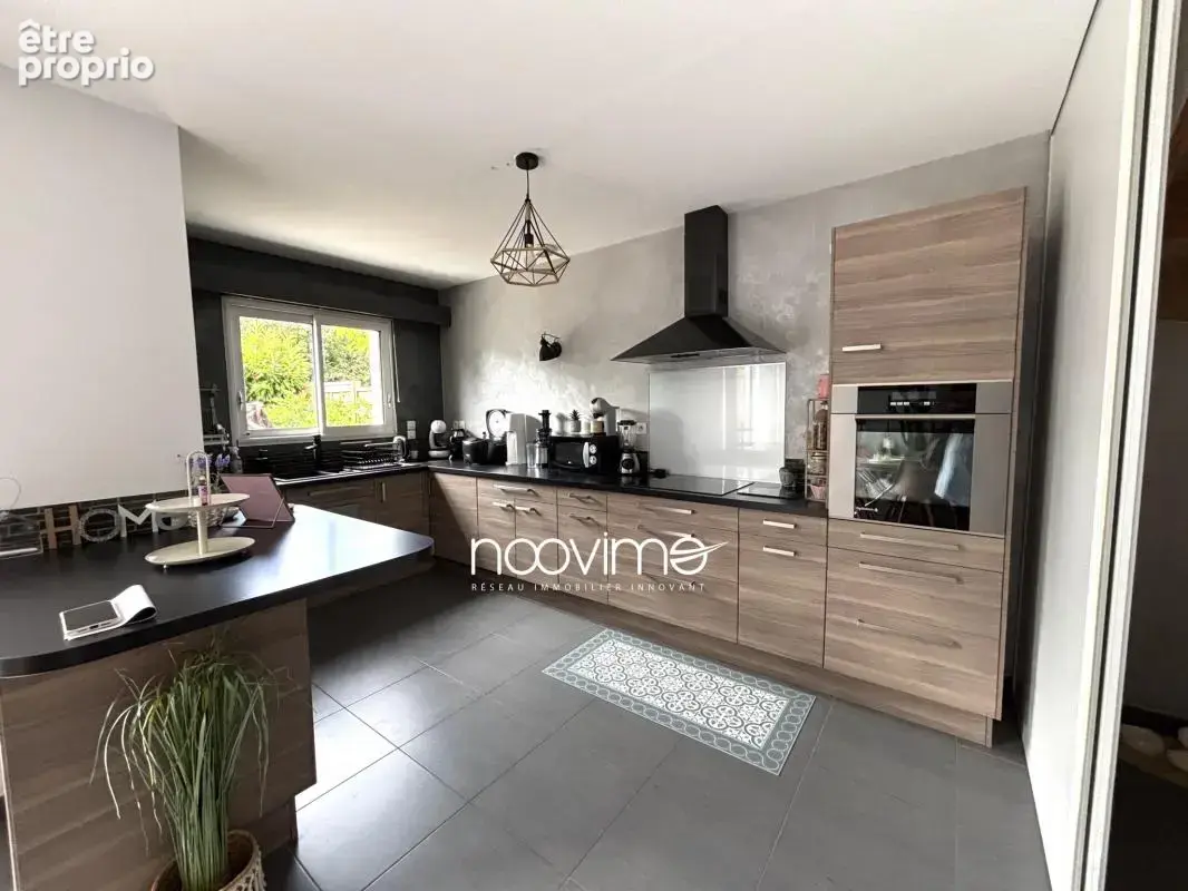 Maison 5 pièces 88 m² à vendre à Sainte-Luce-Sur-Loire (44980) - photo 3