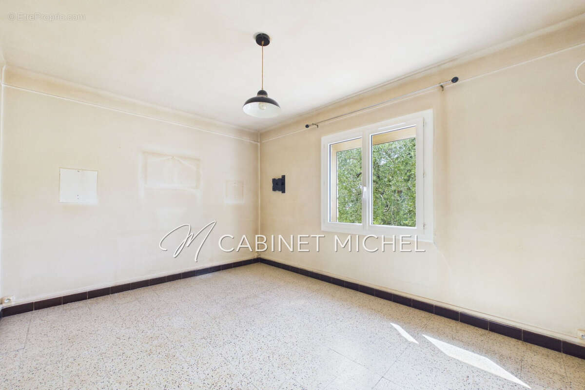 Maison 120 m² à Le Rouret  - photo 2