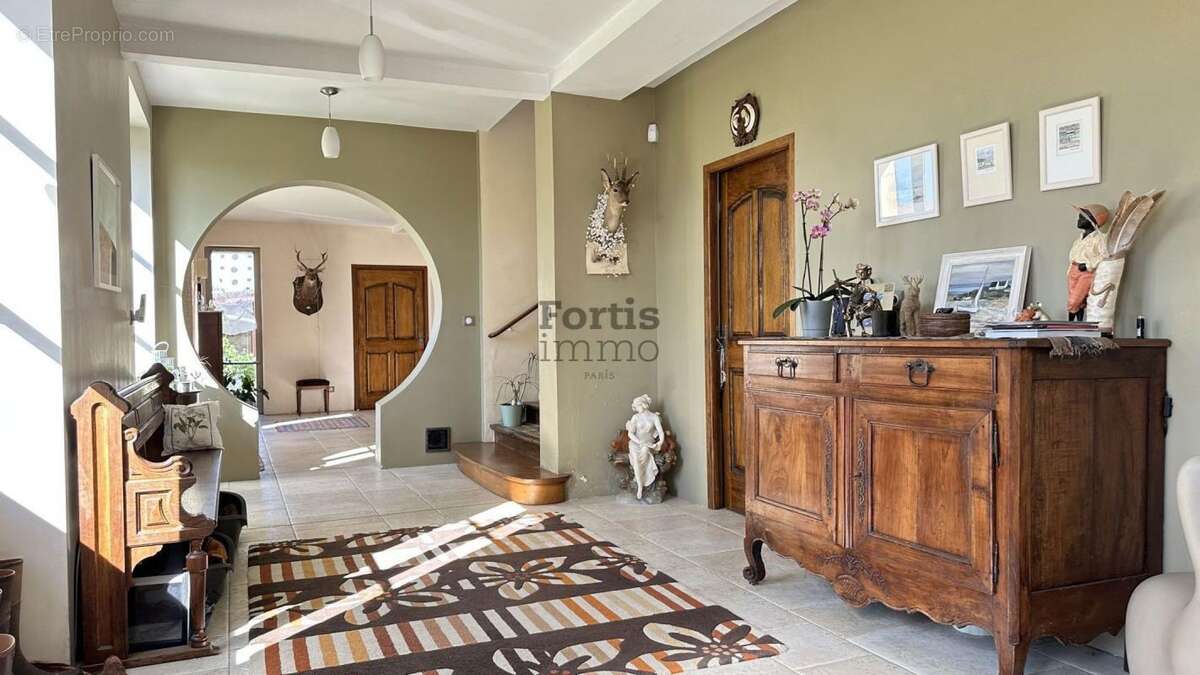 Maison à TORCY-EN-VALOIS