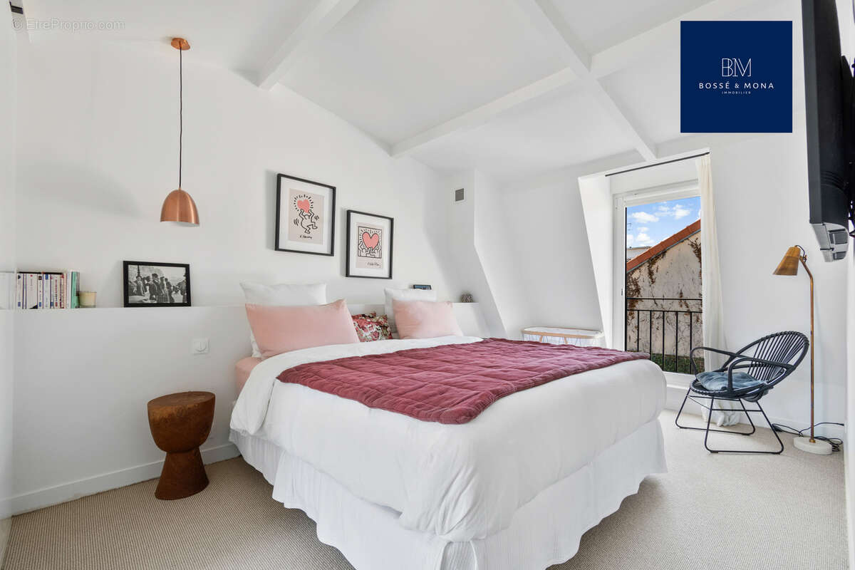 Maison à LA GARENNE-COLOMBES