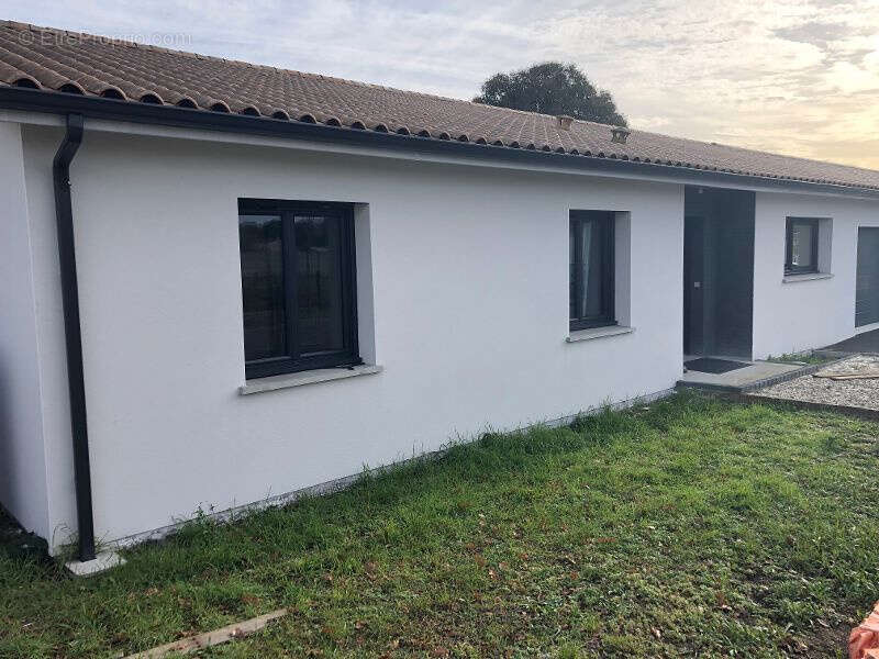 Maison à SAINT-ANDRE-DE-CUBZAC