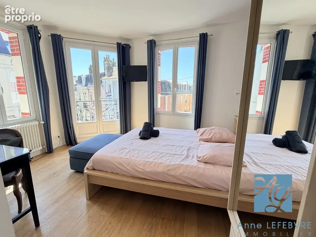 GRANDE MAISON à fort investissement - photo 8