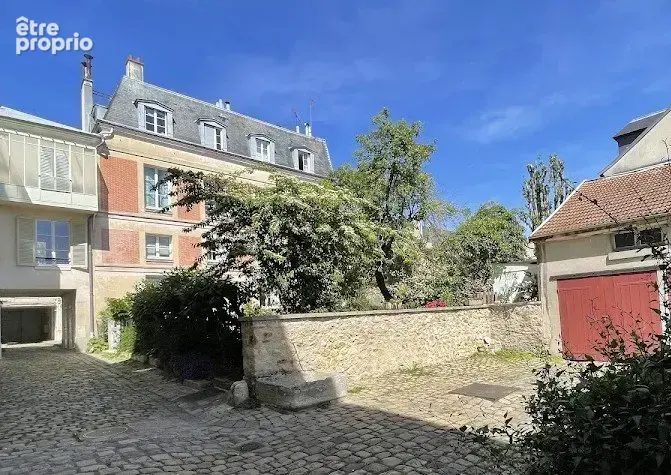 Élégant loft aux volumes remarquables dans le quartier Saint-Louis - photo 10