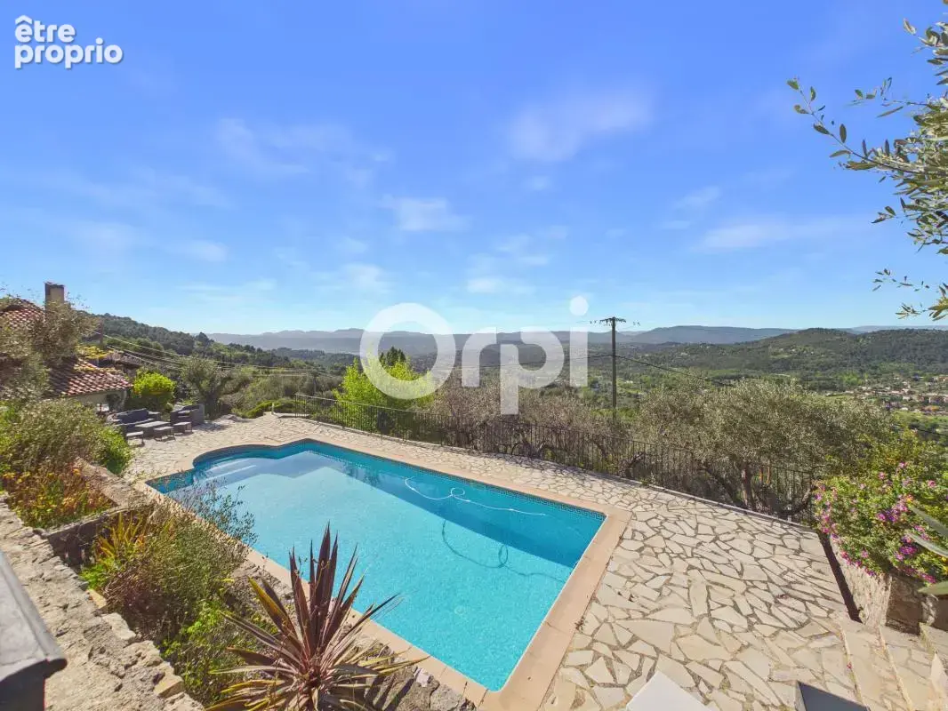 Maison individuelle - piscine - proche village - calme - annexes dépendances - photo 2