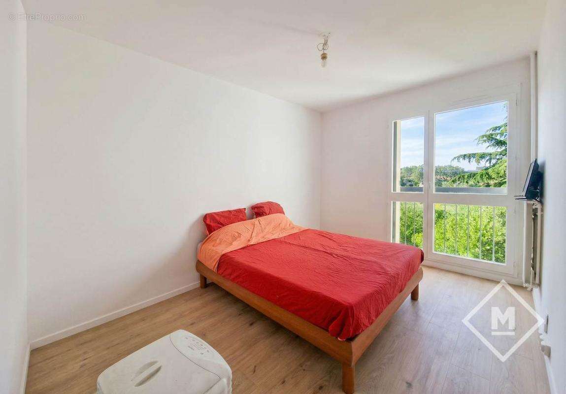 Appartement T4 de 91m² au 3ème étage à Marseille Saint Loup - Calme et Lumineux - photo 9
