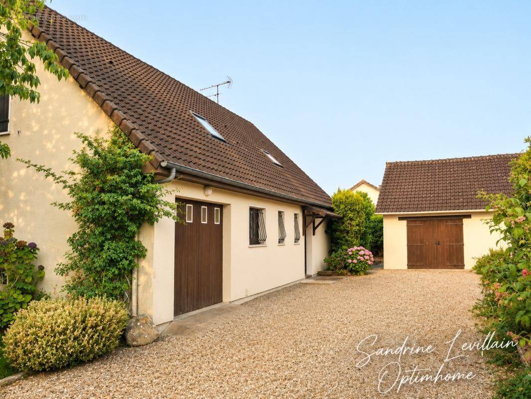 Maison à GRAND-CAMP