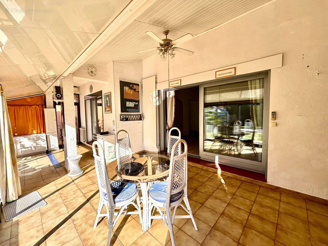 Maison à SAINT-CYPRIEN