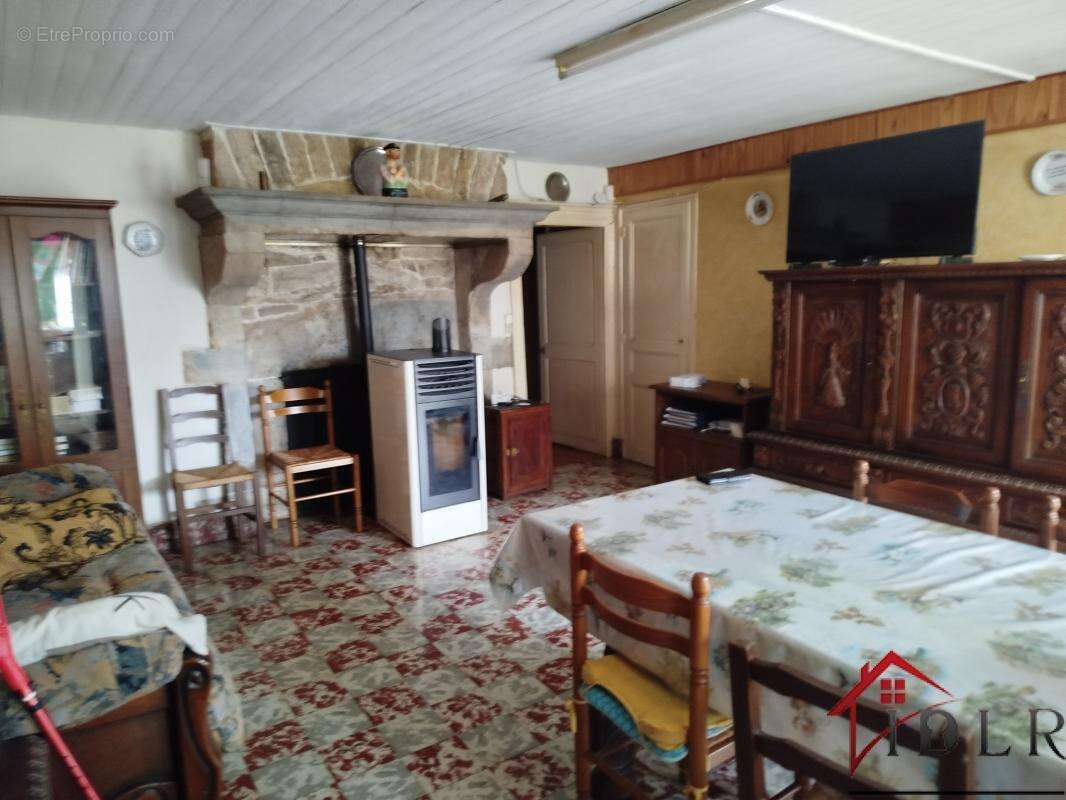 Maison à PERCEY-LE-GRAND
