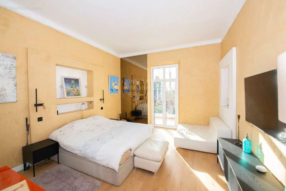 Appartement à LE CANNET