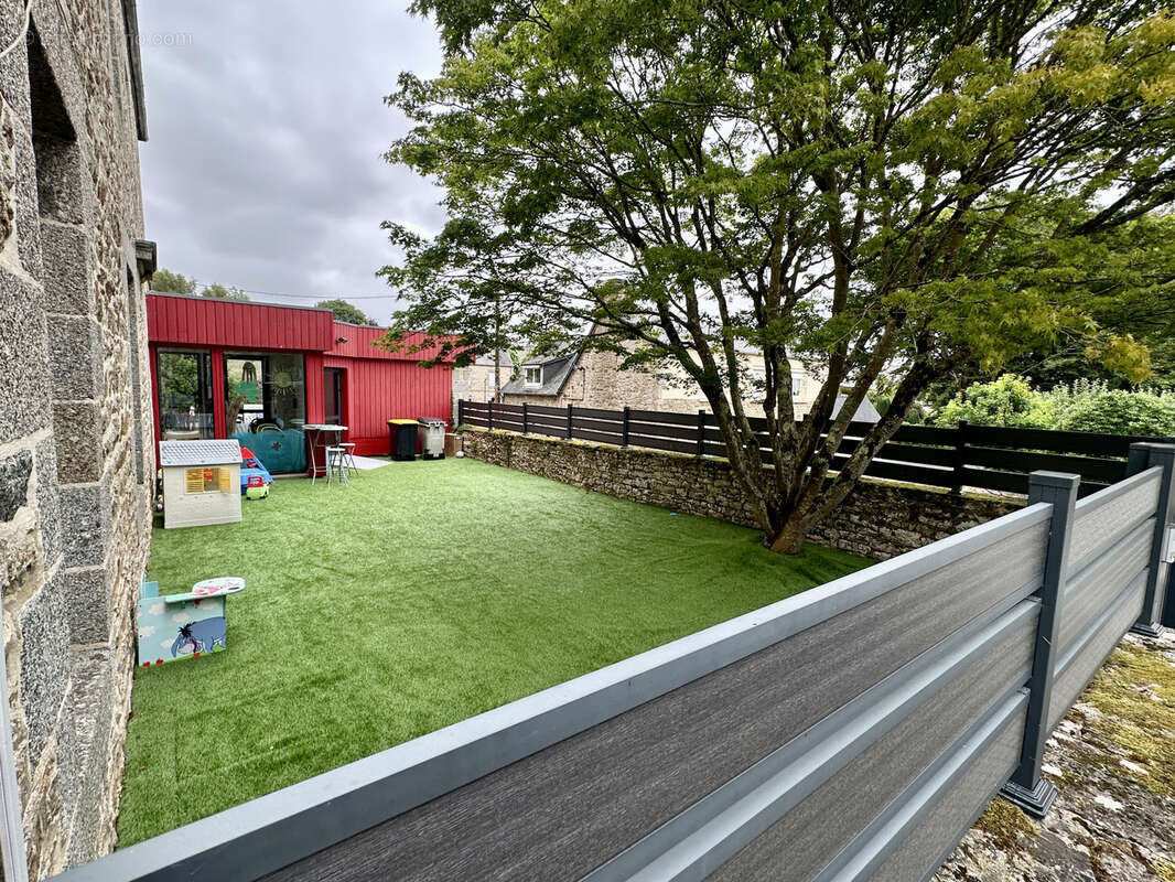 Appartement à PLOUISY