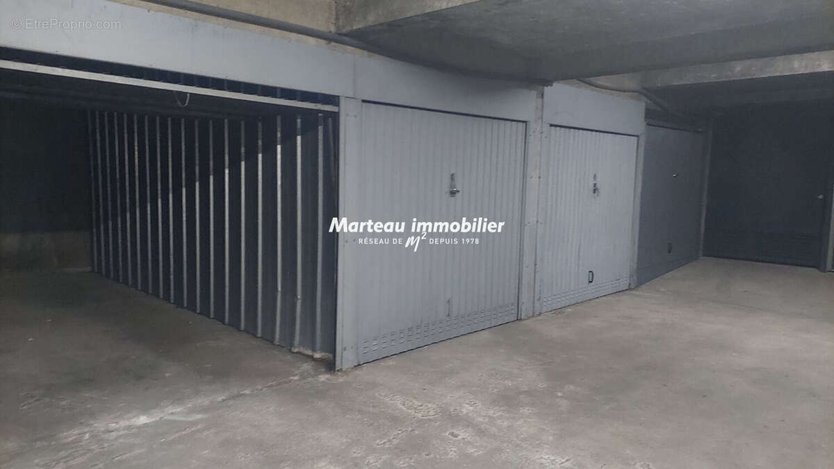 Parking à LE MANS
