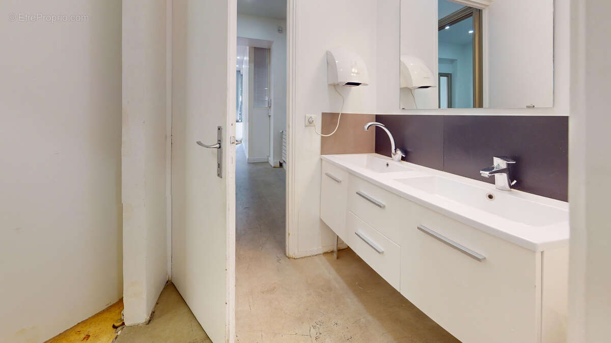 Commerce à PARIS-12E