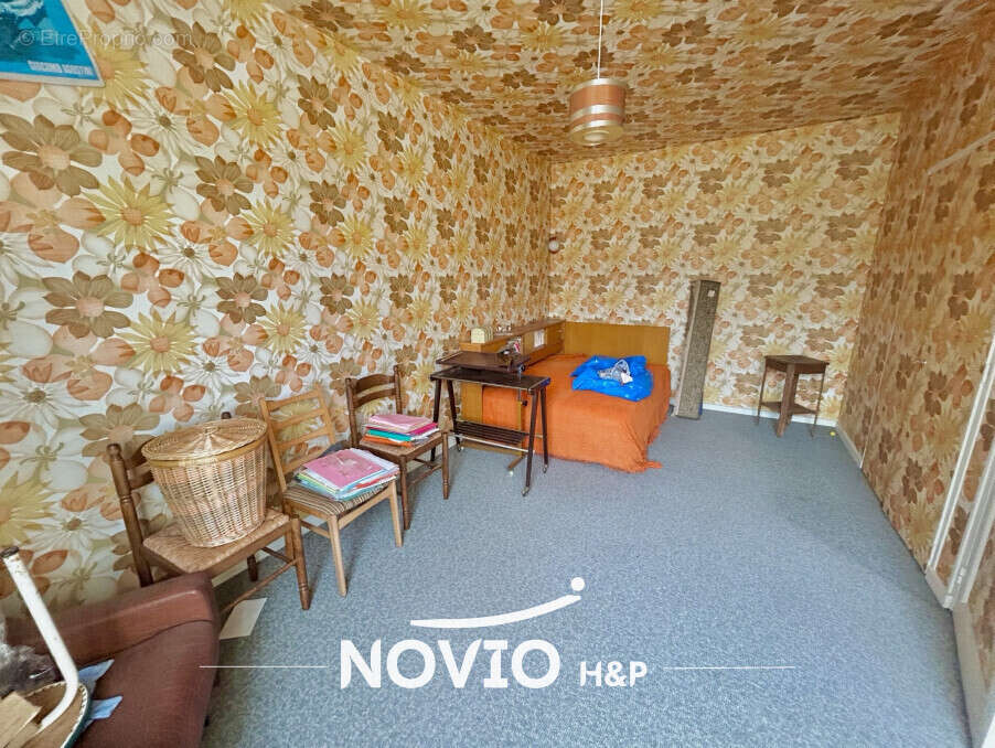 Maison à COLOMBIERS